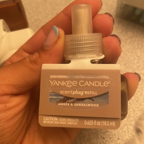 Scentplug Diffuser with Scent - Picture 6 of 7